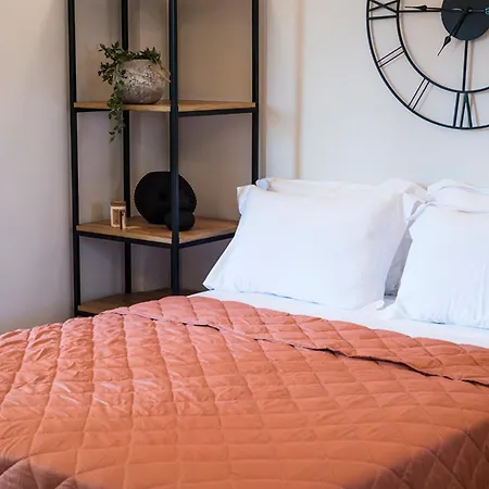 Lux Nomad Mgmt - Zen Super Apartment Thessaloniki